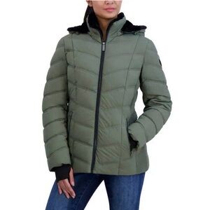 Nautica Ladies Puffer Jacket with a Faux Fur Trimmed Hoodie.